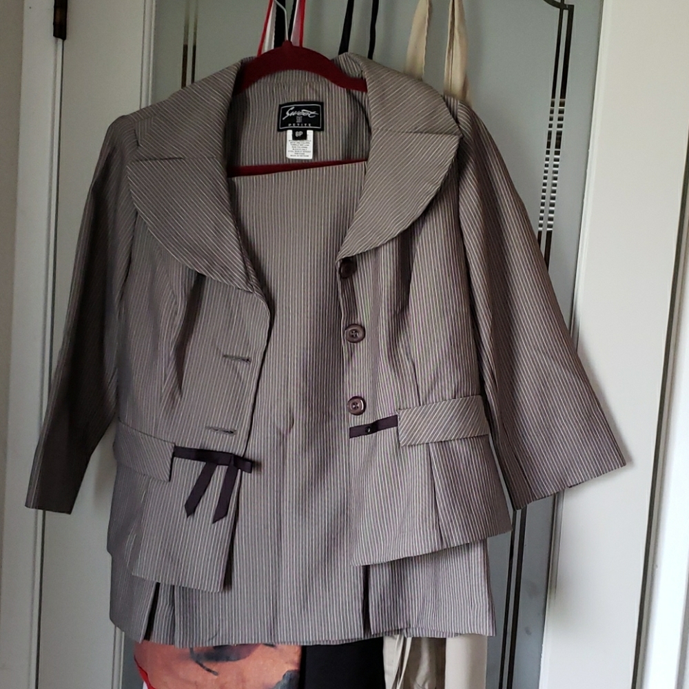 Suit